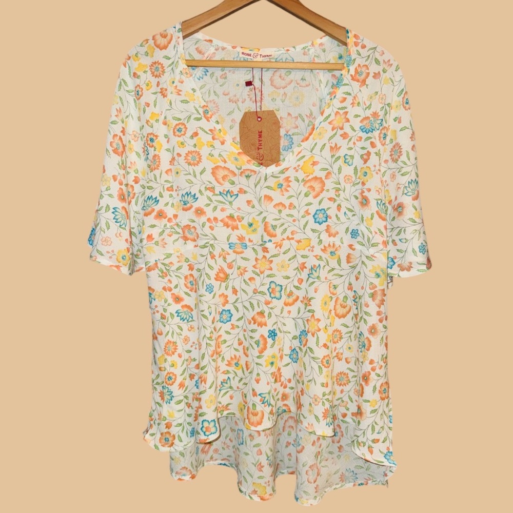 ROSE & THYME Floral button down blouse size large NWT